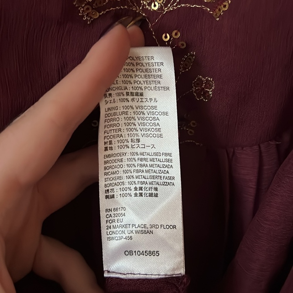 Urban Outfitters Burgundy and Gold Sequin Embellished Hanna Mini Dress Sz Small - Picture 9 of 9